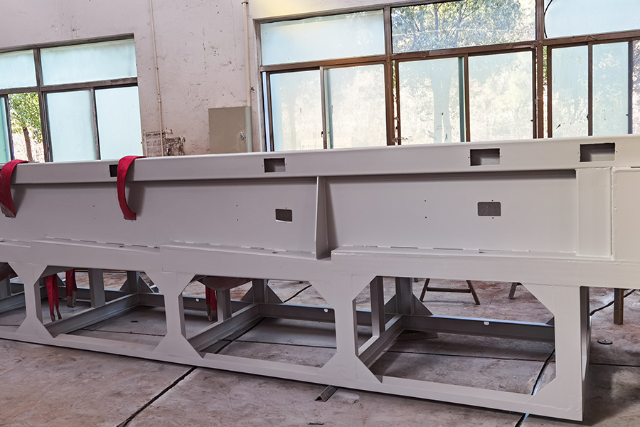 Struchtúir Cruach Chustaim