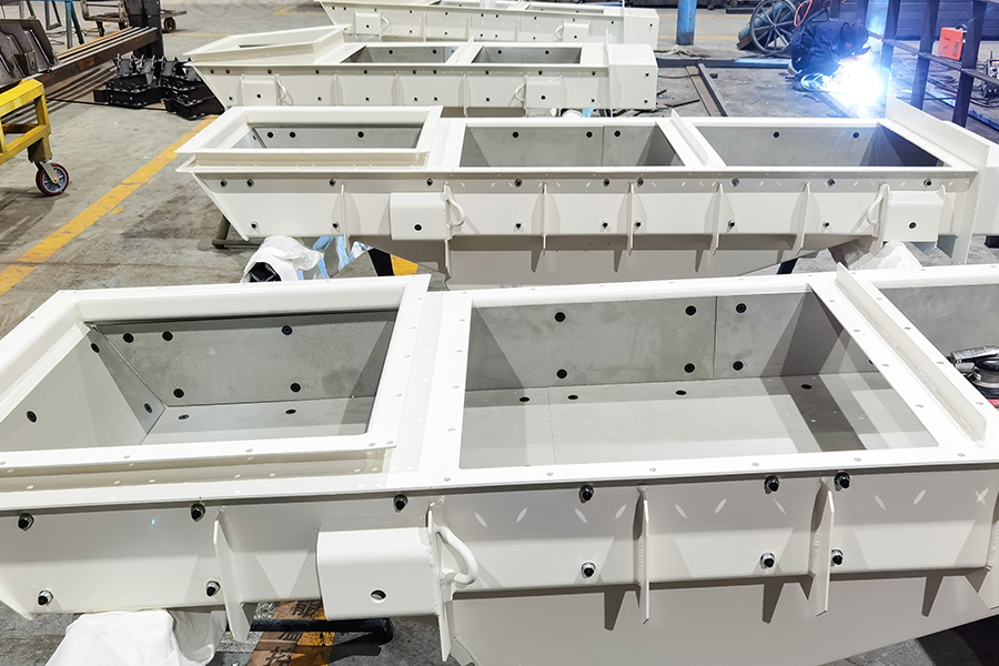 Struchtúir Cruach Chustaim