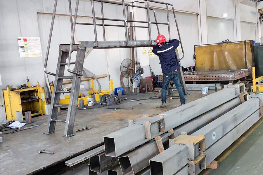 Struchtúir Cruach Chustaim