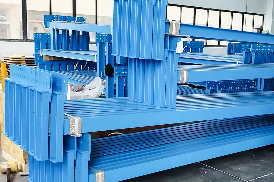 Struchtúir Cruach Chustaim